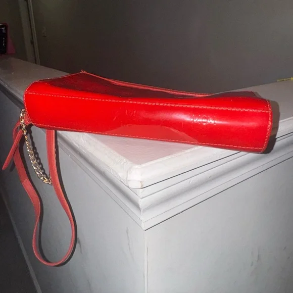 MCM Patent Leather Shoulder/Crossbody - Picture 7 of 16